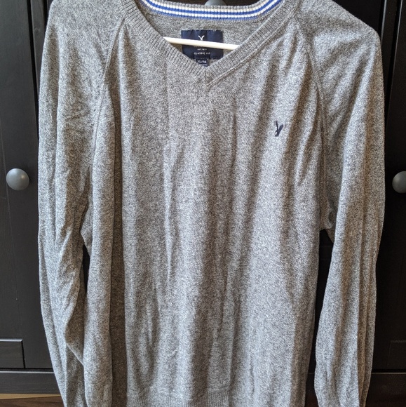 American Eagle Pullover Sweater - Picture 1 of 3